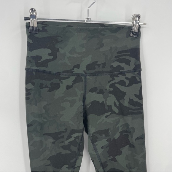 Lululemon Align High-Rise Crop leggings 21", Size 4 green camo - Picture 2 of 8